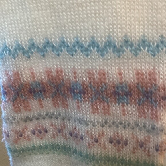 Vintage Hansen Scarf Knit Fringe Hem White Soft Cozy Fair Isle Printed Pastel - Picture 5 of 10